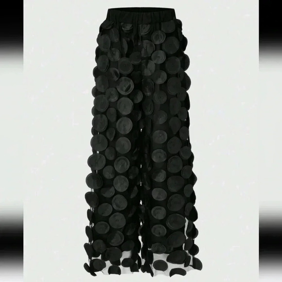 Women's Floral Embroidered Mesh Wide Leg Pants - Picture 3 of 6